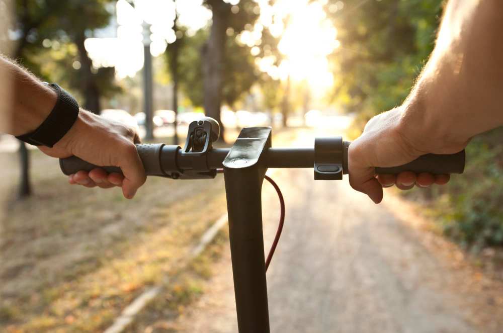 ידיות לקורקינט